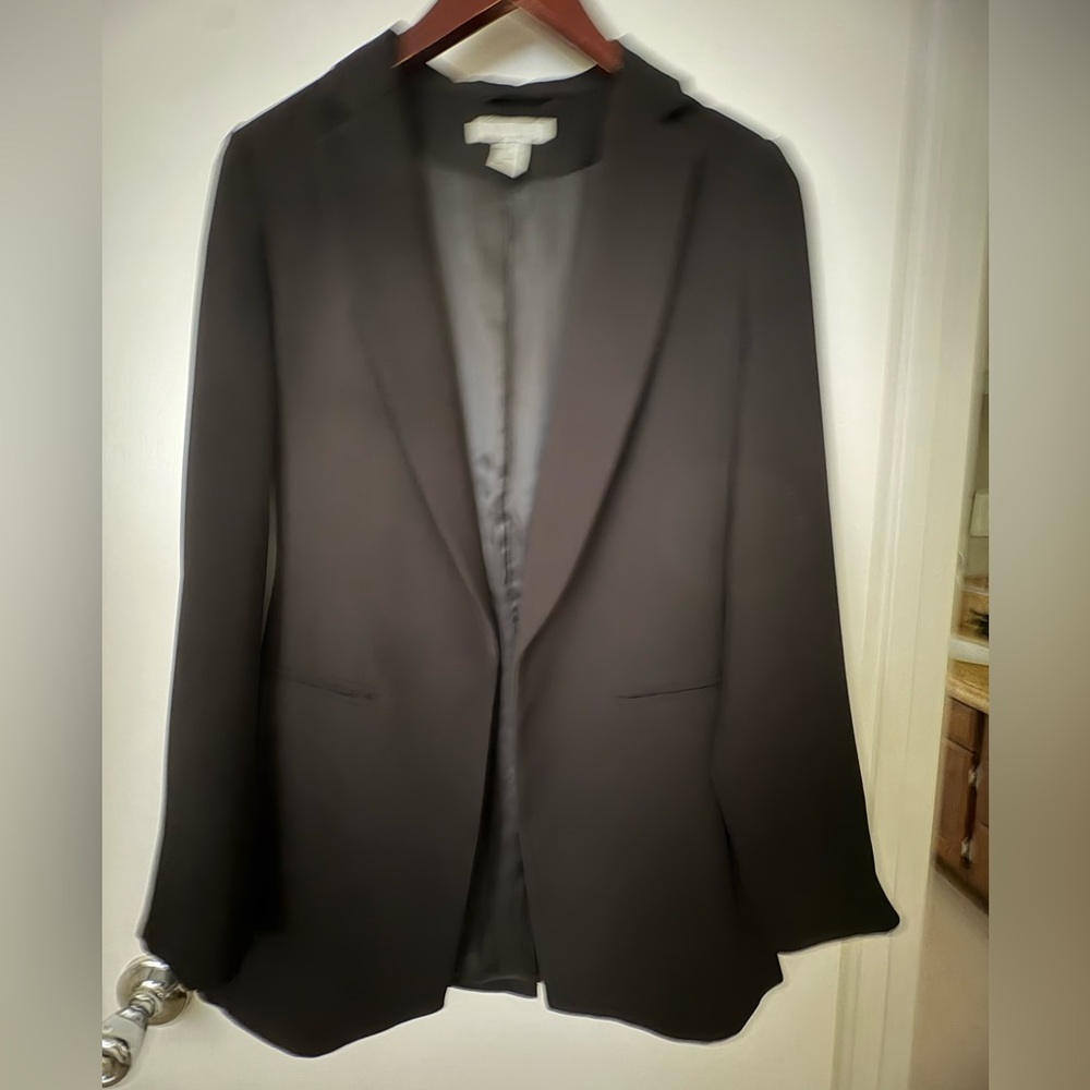 H&M Black Blazer - Classic Tailored Jacket